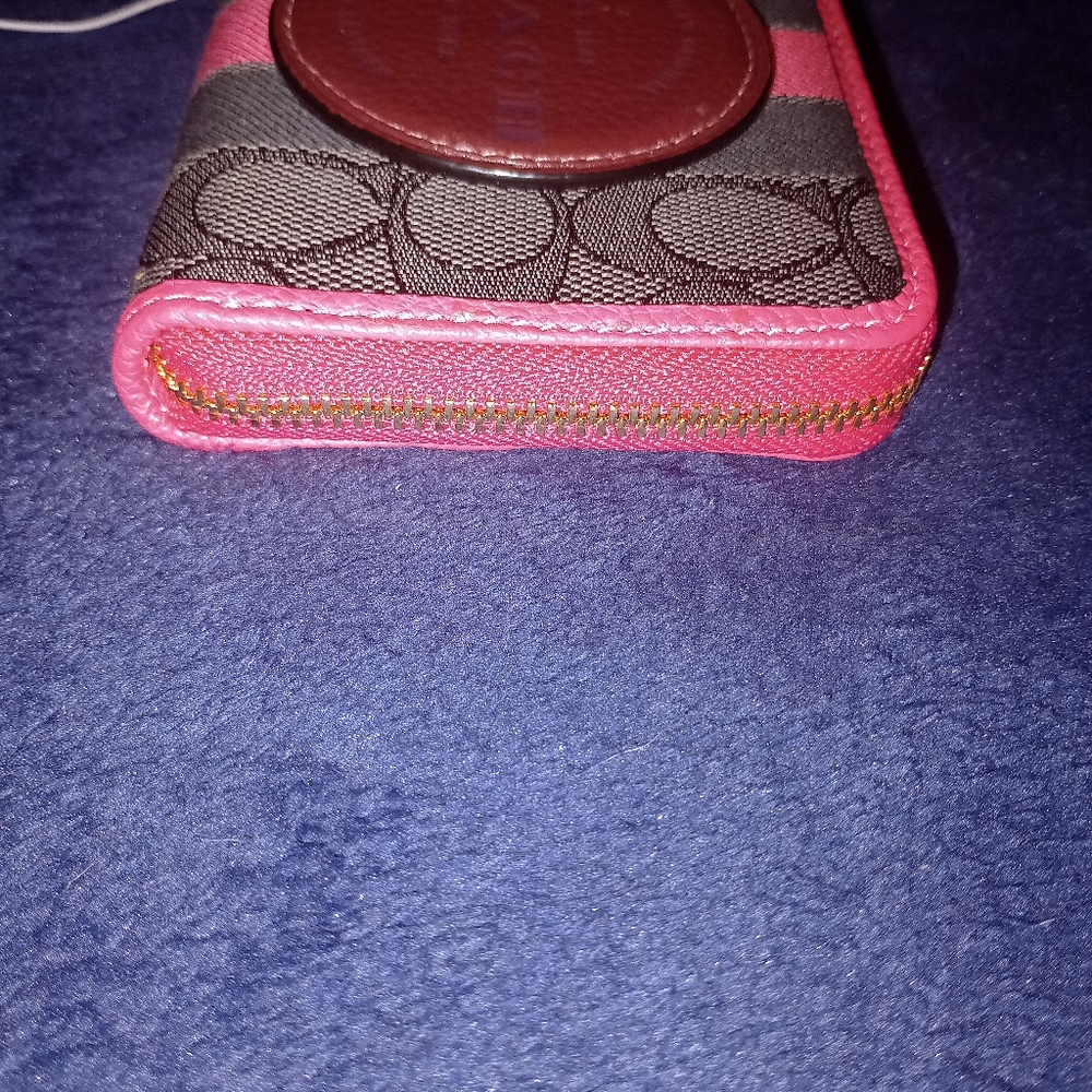 NWT Coach Patch Dempsey Small Zip Around Wallet - Picture 5 of 11